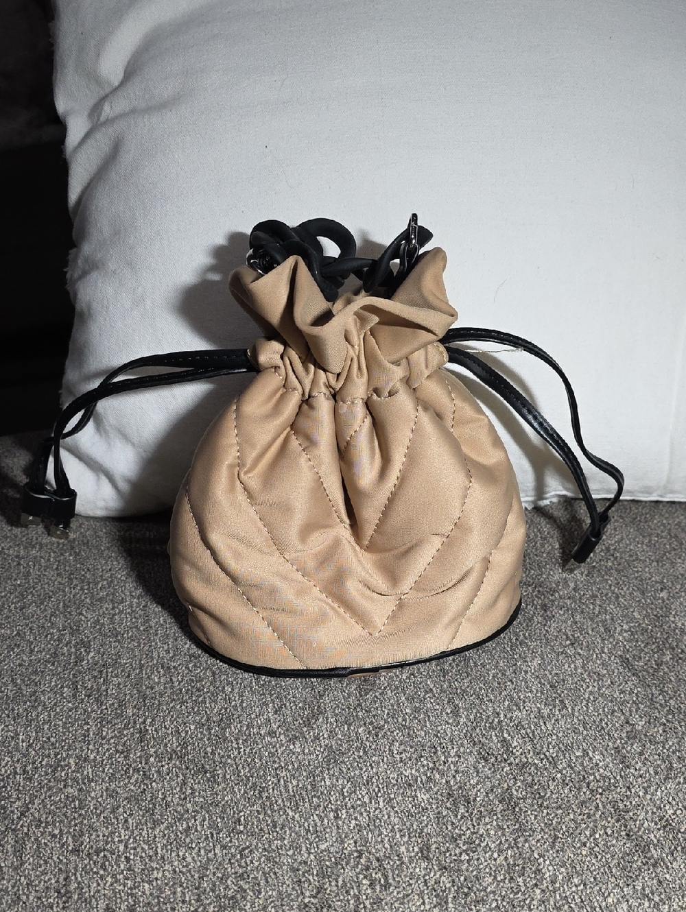 Zara Beige Quilted Drawstring Women’s Bucket Bag